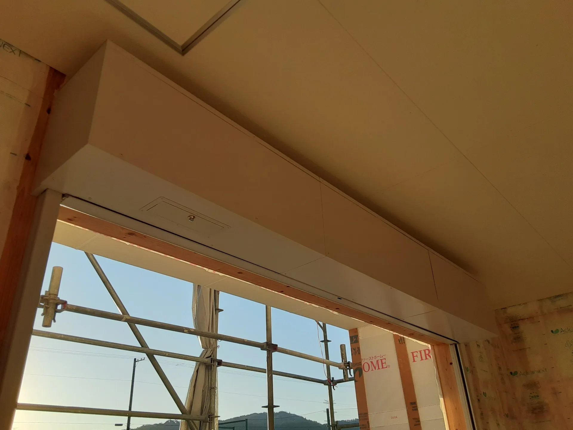 電動軽量シャッター