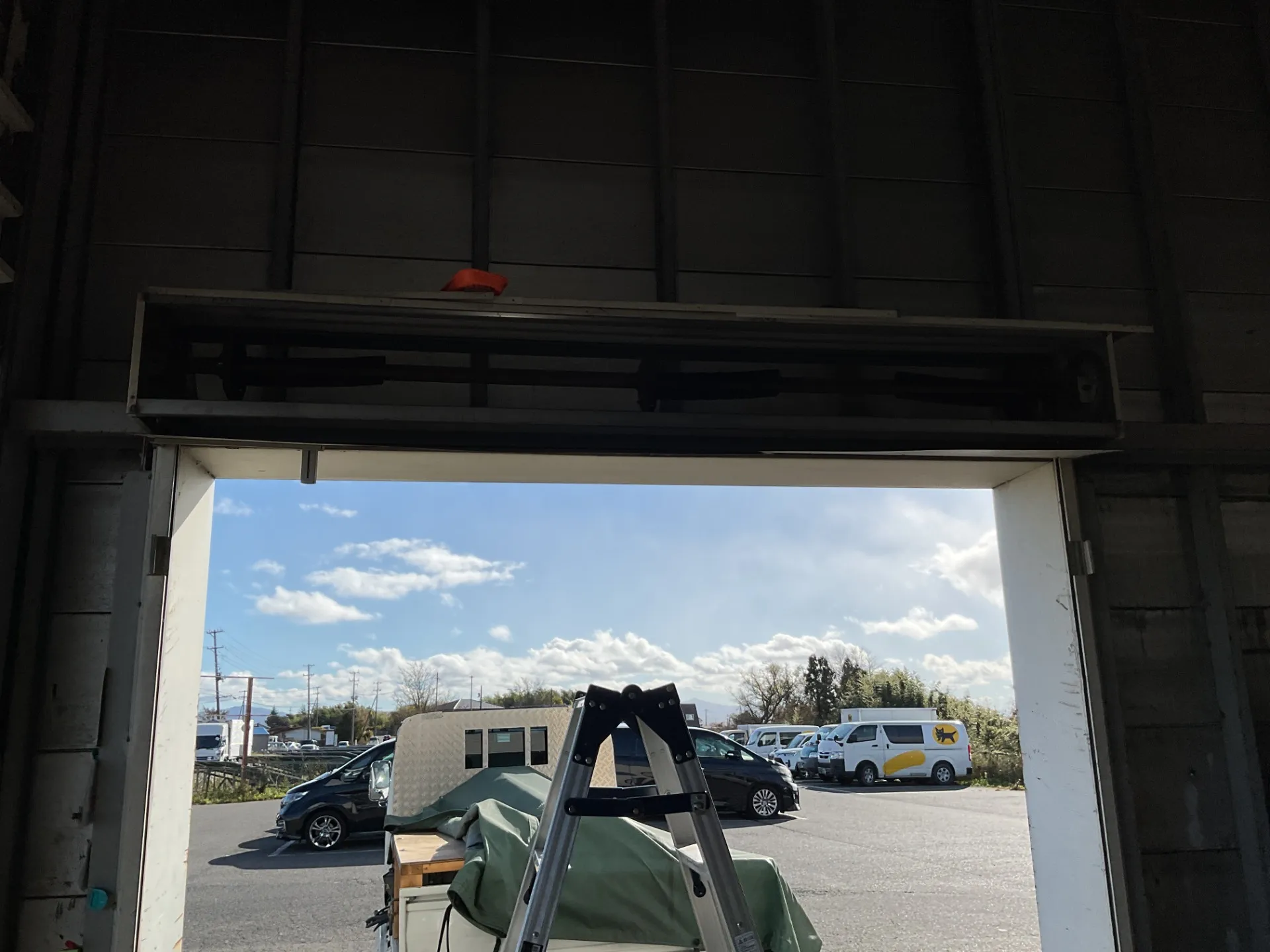 軽量シャッター　修理