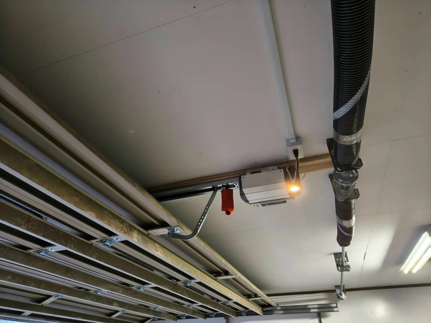 オーバードアモーター交換