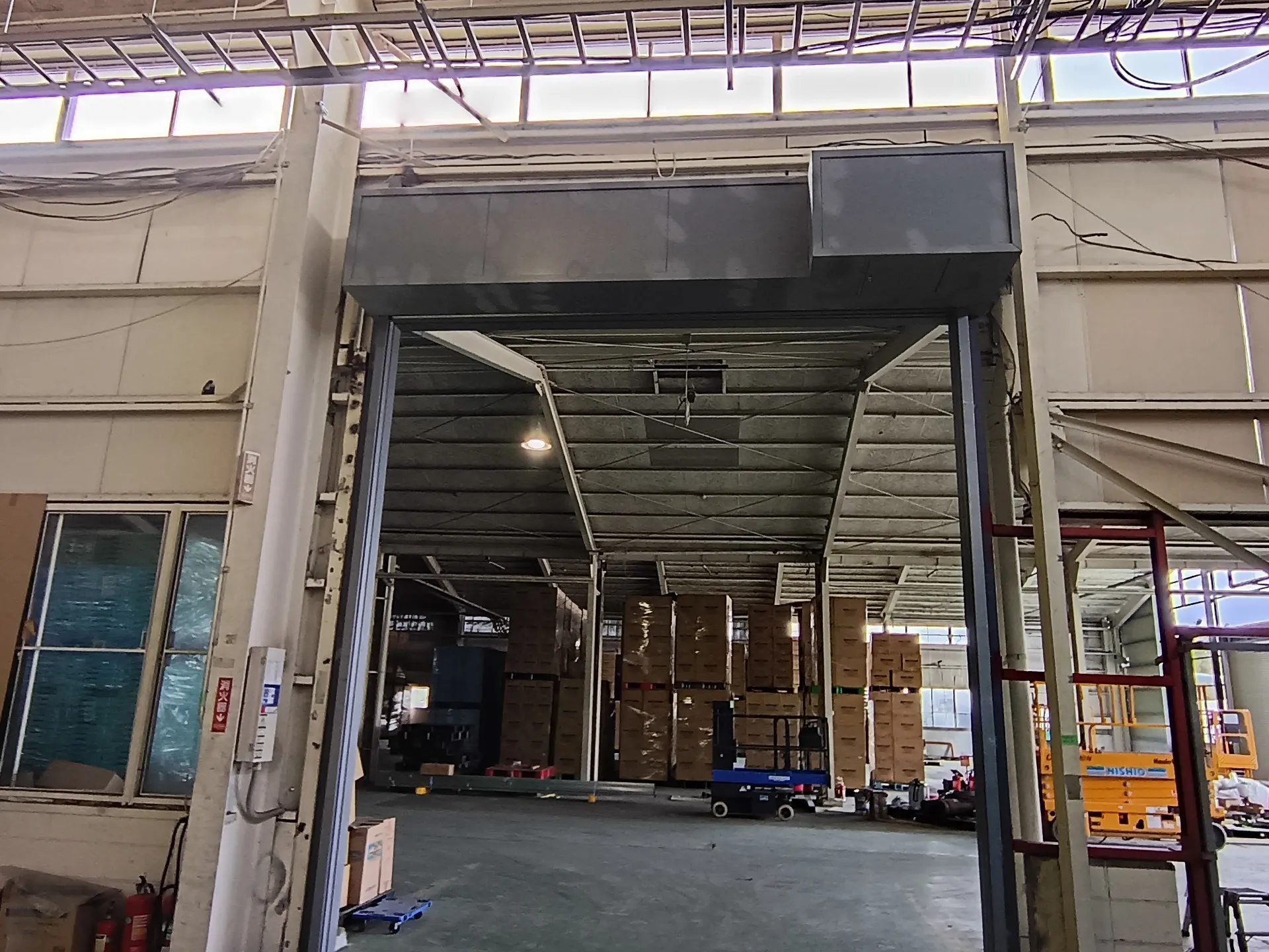 防火シヤッターの施工